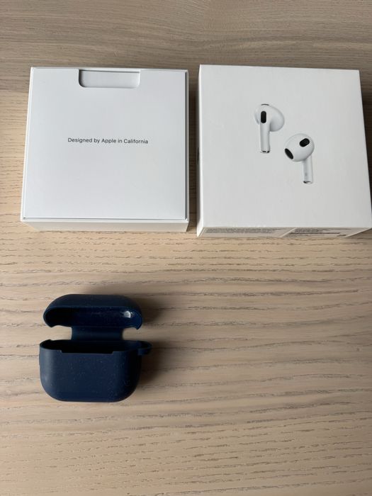 AirPods 3rd Generation with MagSafe Charging Case