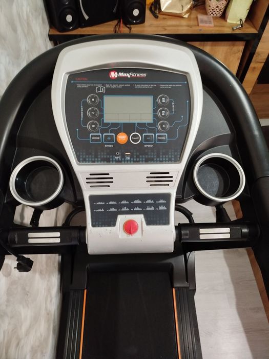 Беговая дорожка MAXFITNESS