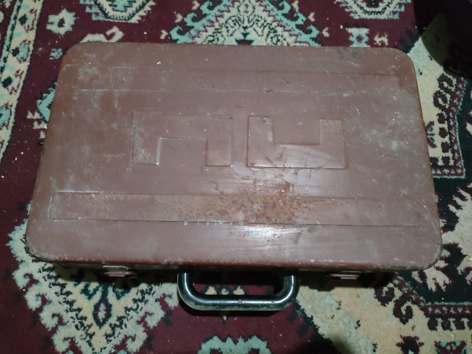 Монтажный пистолет.