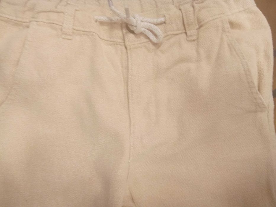 Три панталона момче 5-6 г.- 5 евро..