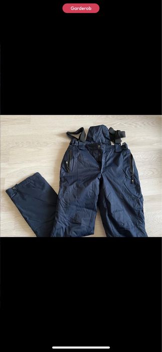 Продам комбинезон зимний