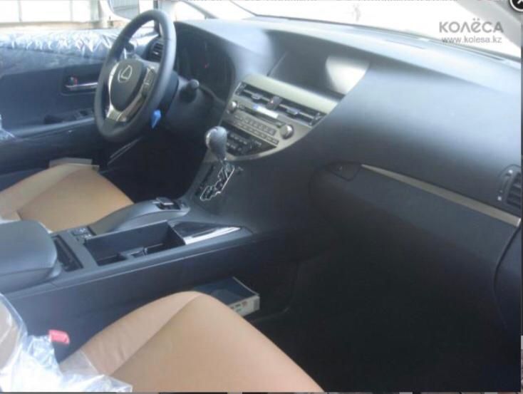 Кожа на Lexus RX с 2009г.