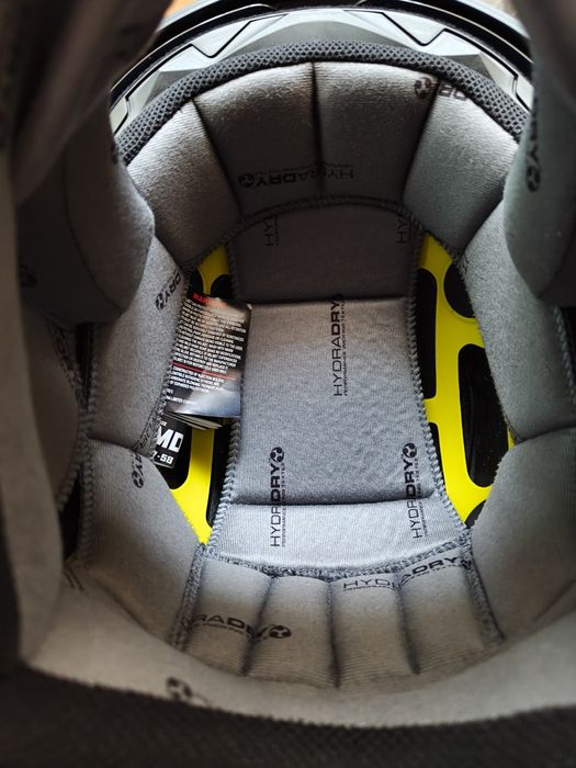 Каска за мотор Icon Airform Manik'rr