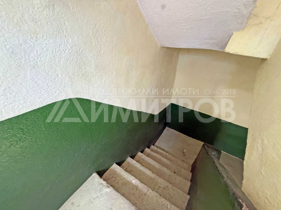 Продава се Къща в Нови пазар - 62 кв.м за 1049 €/кв.м - Снимка #8