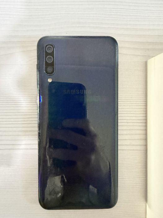 Самсунг А50 64GB