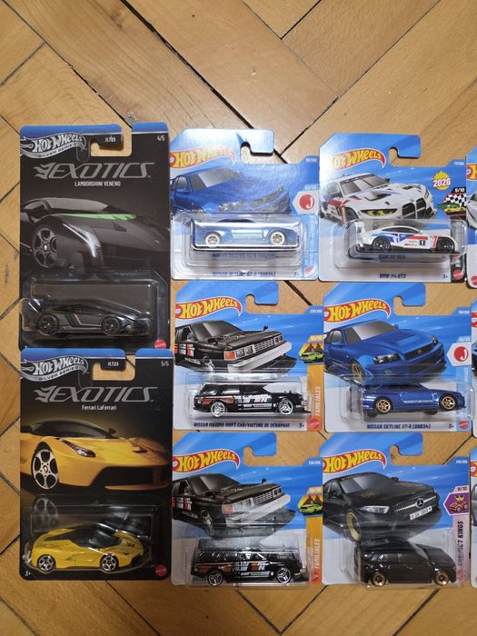 Hot Wheels , Mini GT-  Nissan, Porsche, Lamborghini