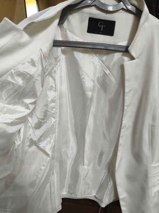 Элегантный костюм-двойка: Жакет и Платье