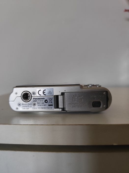Дигитален фотоапарат Panasonic DMC-FX10