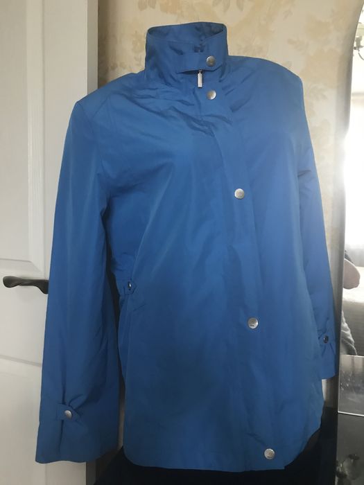 Ветровка легкая 50 р.  новая