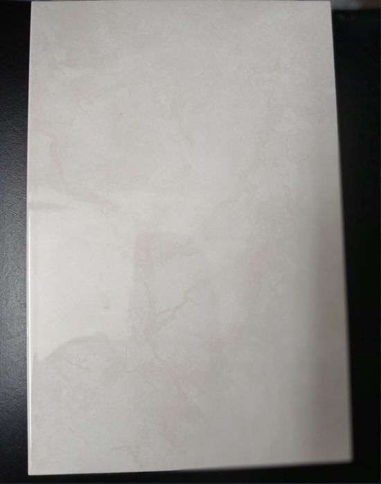 Продам кафель 20х20 срочно