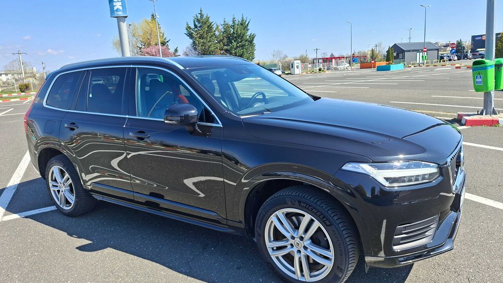 VOLVO XC90 Geartronic Momentum PRO