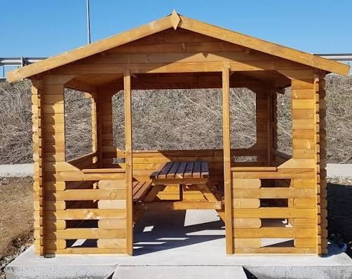 Foișoare moderne din lemn