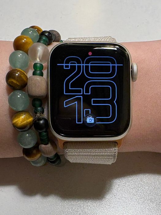 Apple Watch SE (2nd Gen, 40mm, Starlight)