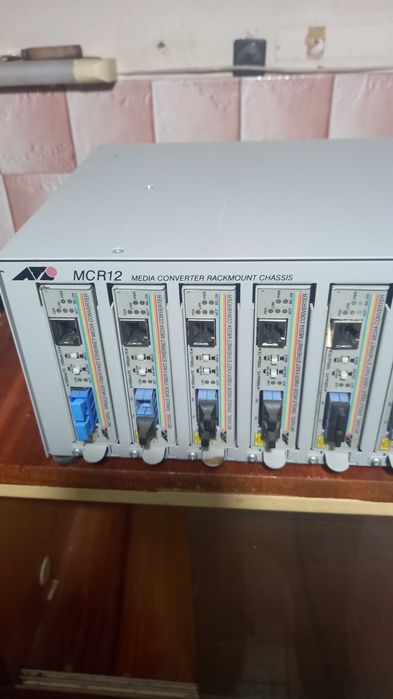 AT MCR12 media converter rackmount chassis