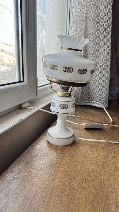 Ретро нощна / настолна лампа