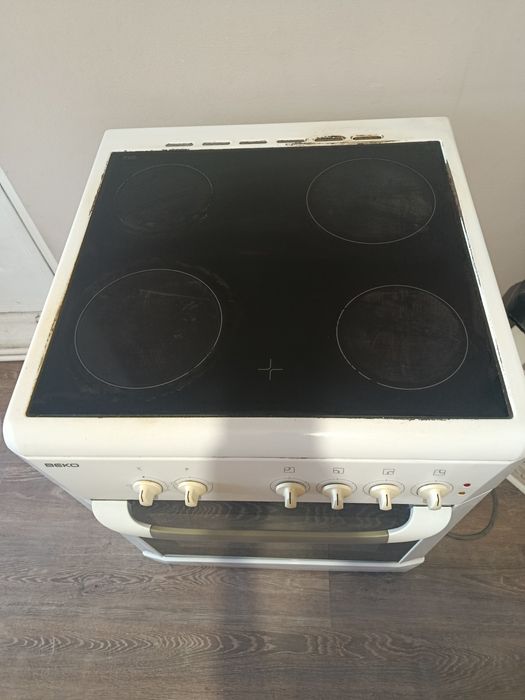 Электрическая плита BEKO