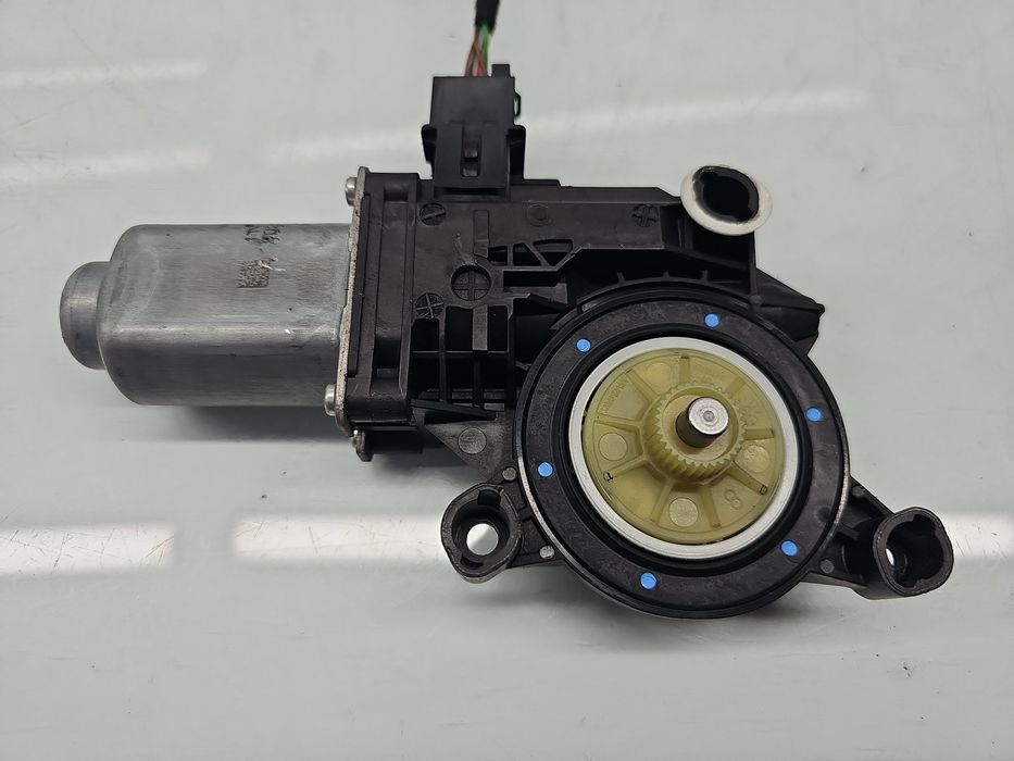Motoras geam dreapta spate Skoda Roomster Praktik (5J) [Fabr 2006-2015