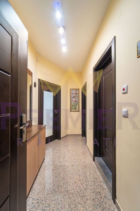 Продава се Двустаен апартамент в с. Топола, Област Добрич - 82 кв.м за 2255 €/кв.м - Снимка #10