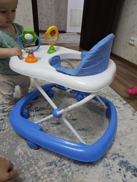 Продаётся ходунки