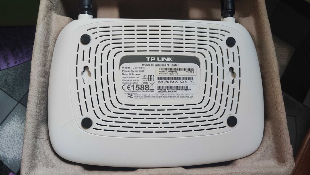 Рутери - TP-LINK TL-WR841N и Huawei HG532e