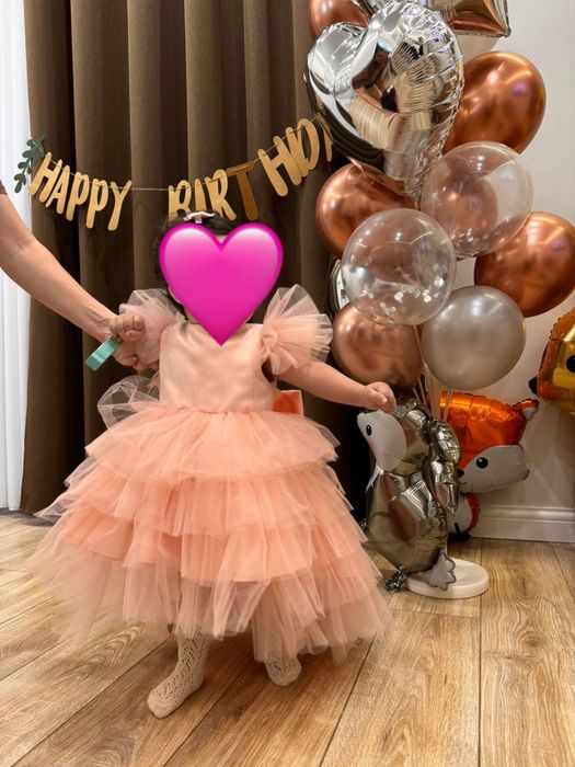 Нарядное праздничное платье