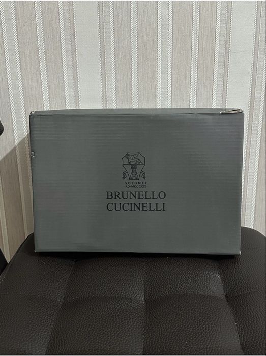 Кроссовки мужские белыез