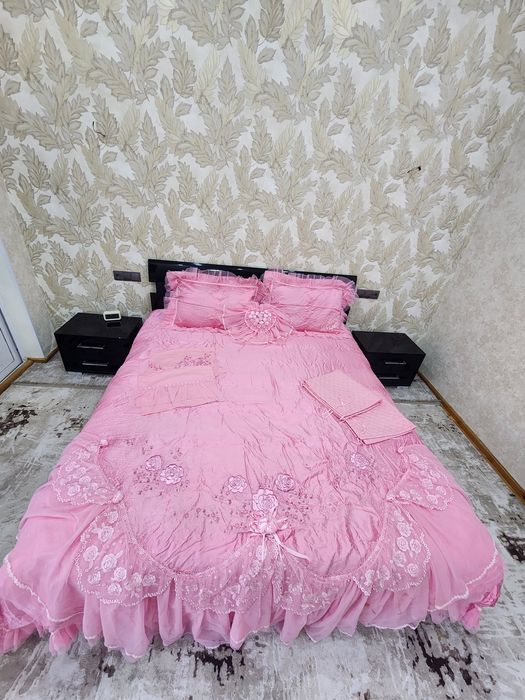 Пастел с 6 падушок