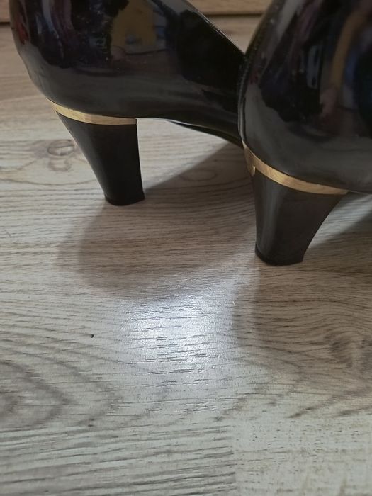 Дамски обувки на ток 39н