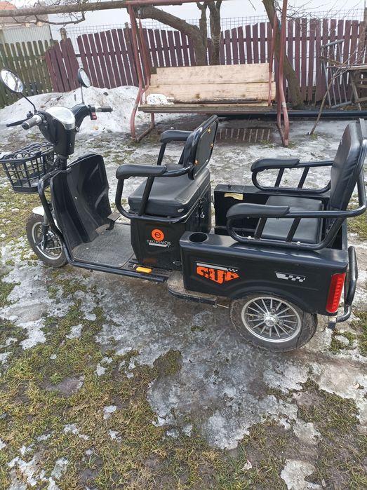 Triciclu electric 2 locuri