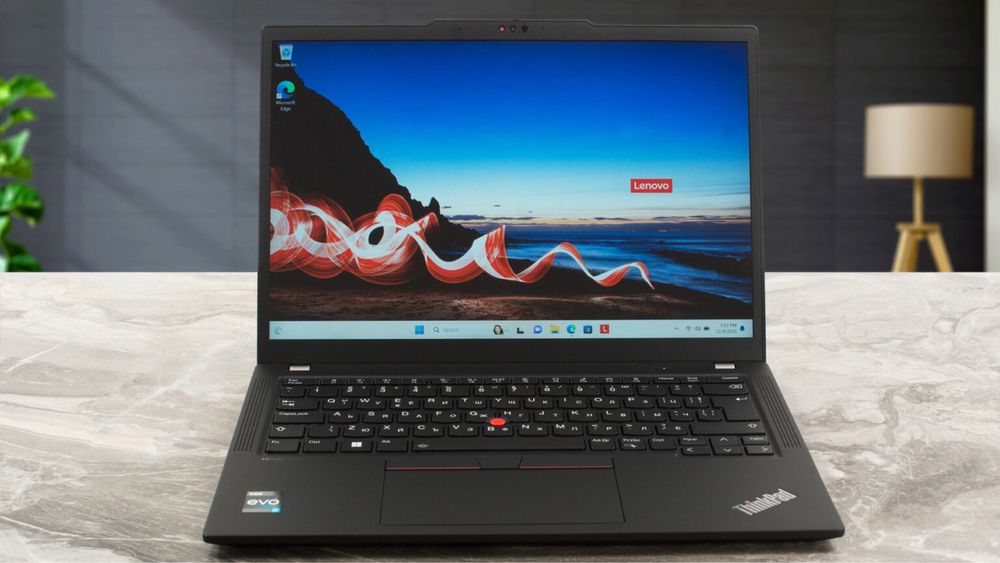 13.3’FHD+IPS Ryzen 5 PRO 7540u Lenovo Thinkpad Х13 Gen4 16GB DDR5 256GB Гаранци