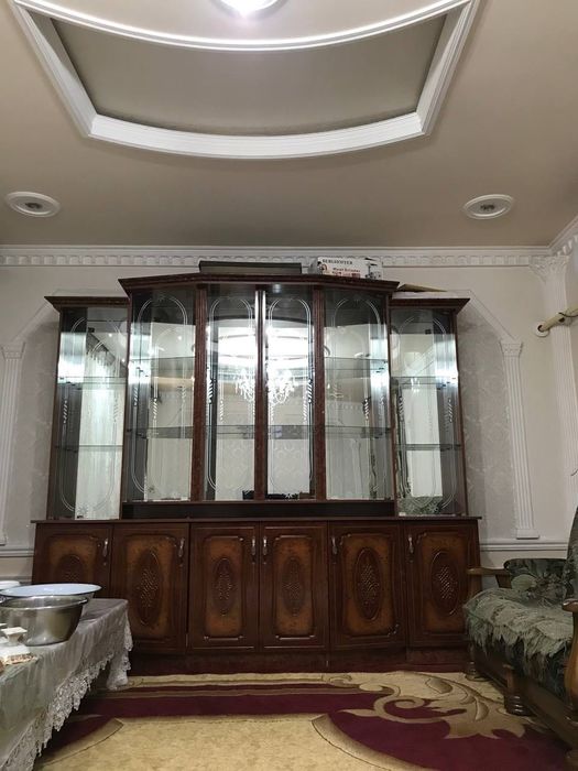 Стенка сотилади 200$