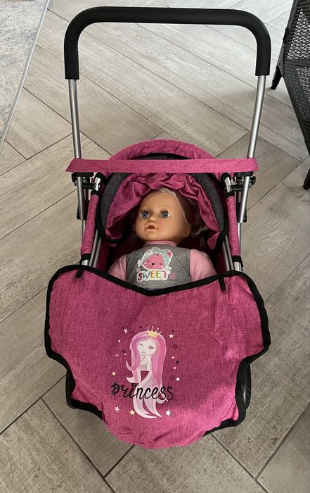 Carucior Landou si papusica