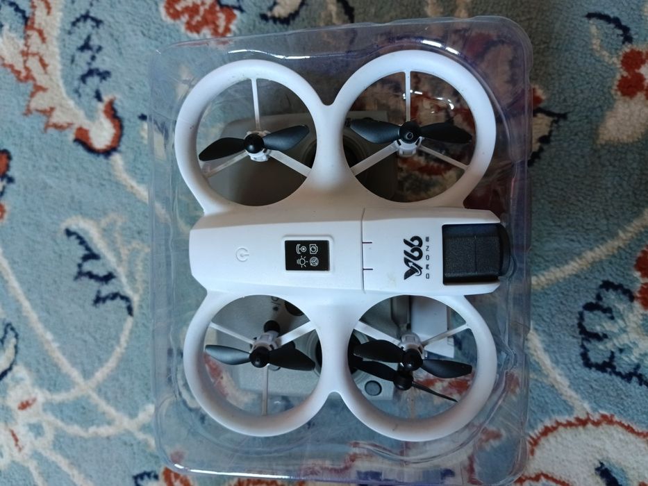 Продам дрон для детей