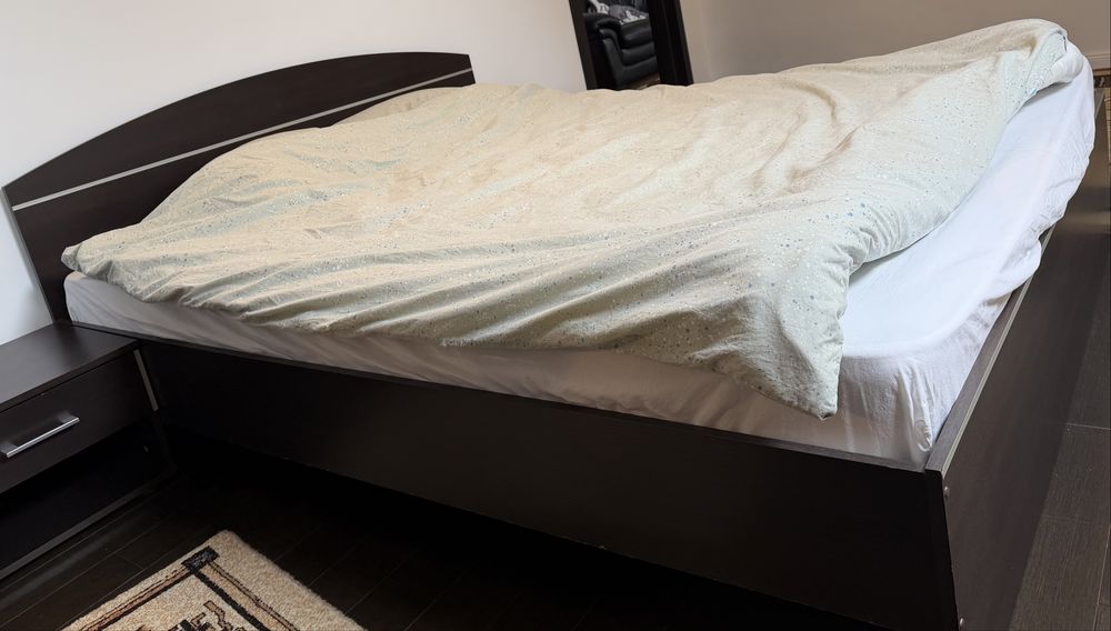 Dormitoare in stare buna