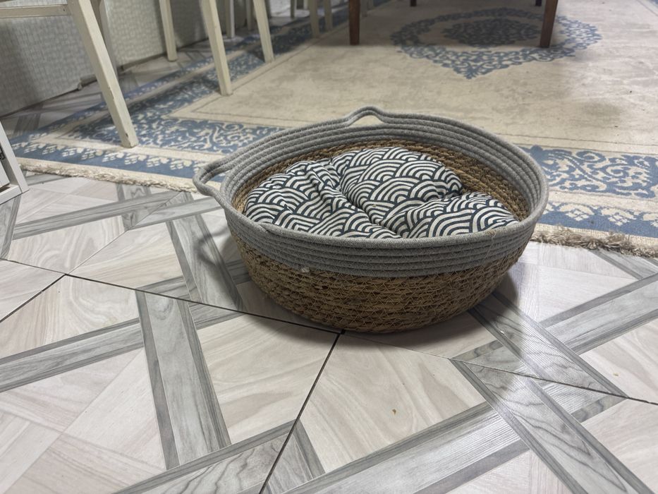 Лежанка для кота
