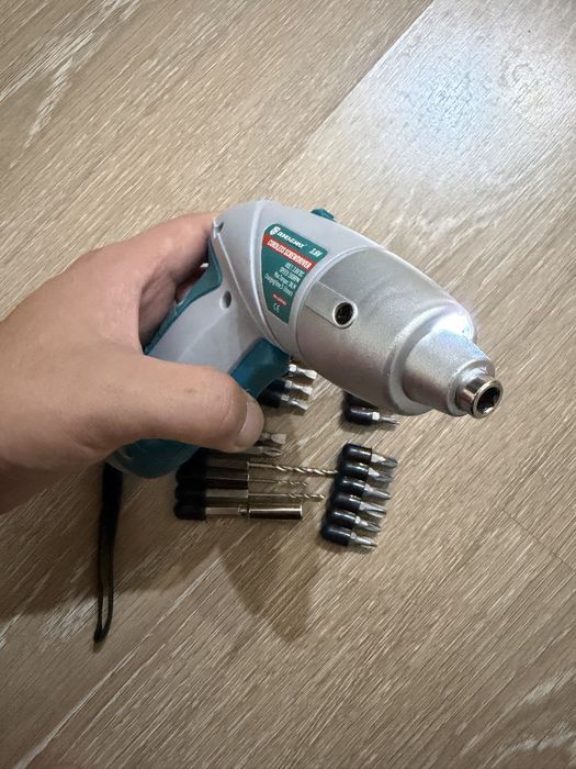 электроотвертка