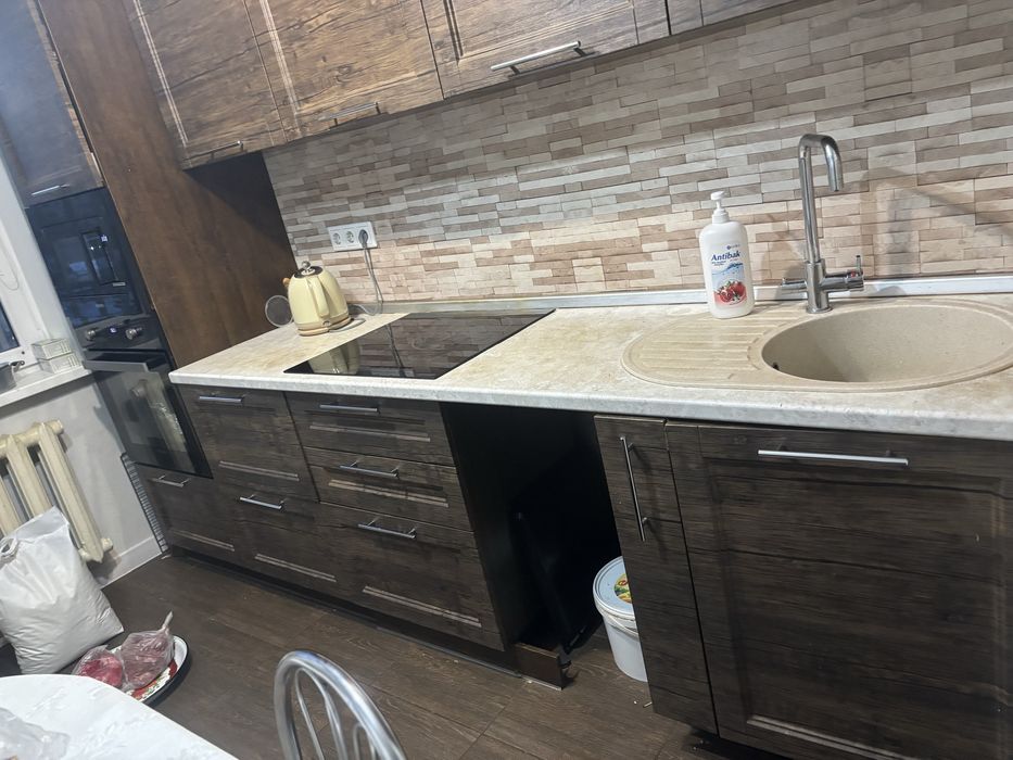 Продам кухонный гарнитур