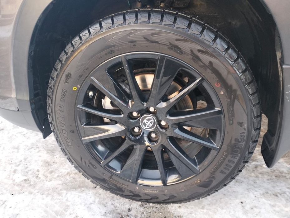 Продам TOYOTA HIGHLANDER 2018 года 3,5