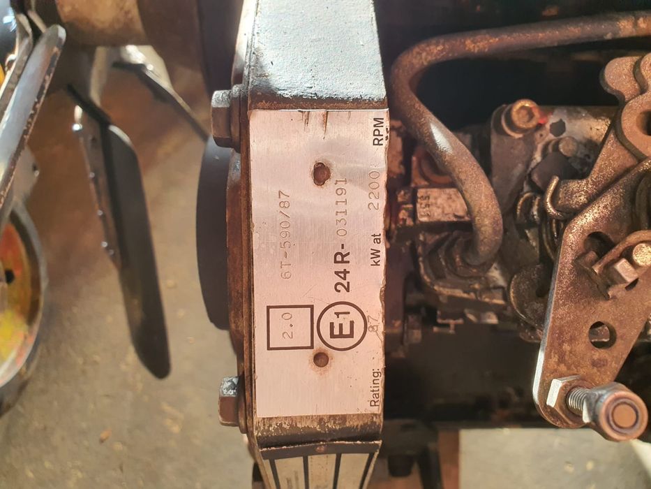 Motor Cummins model 6T-590