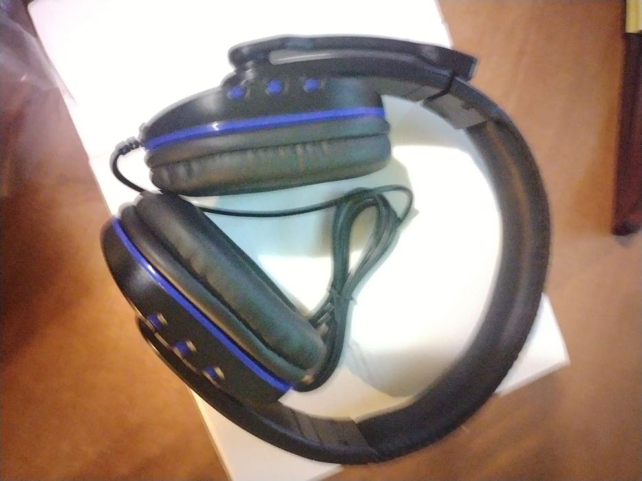Игровые наушники новые