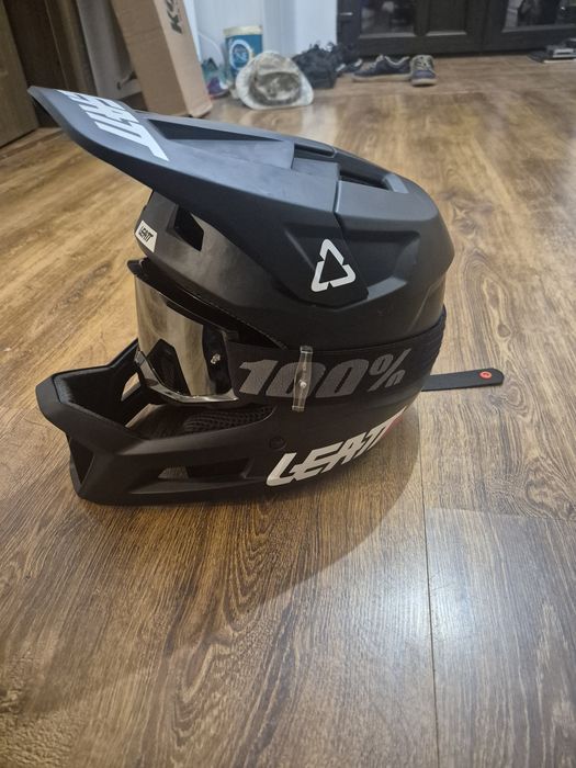 Cască Leatt full face