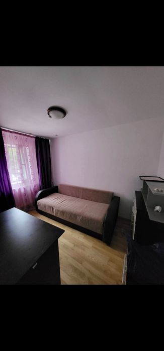 DE ÎNCHIRIAT apartament 3 camere