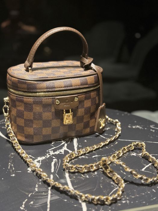 Louis Vuit*on истинско бижу