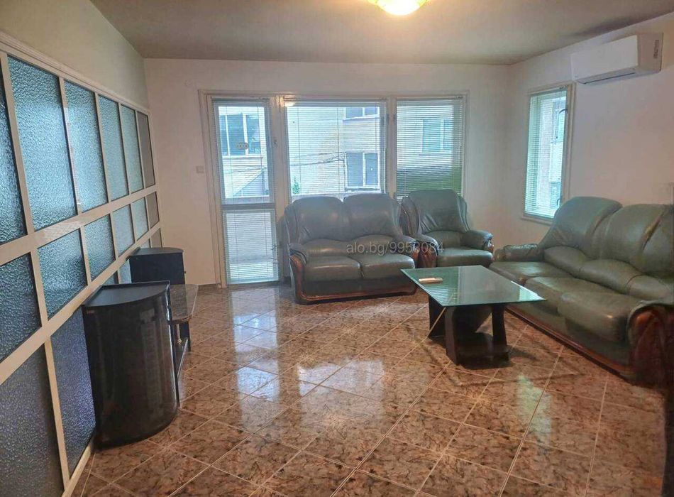 Продава се Тристаен апартамент в Пловдив, Кършияка - 111 кв.м за 873 €/кв.м - Снимка #1