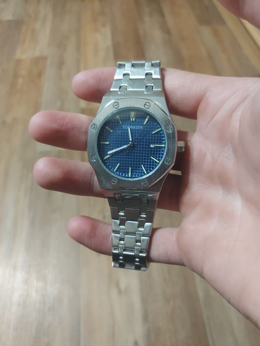 Продам часы goobasen
