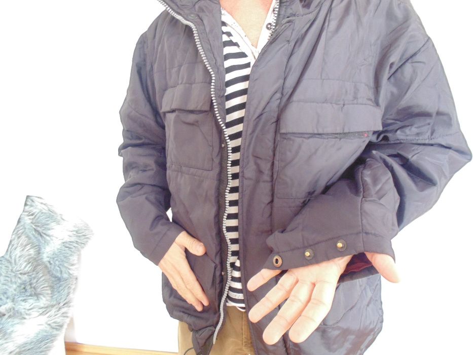 vand jacheta impermeabila barbateasca