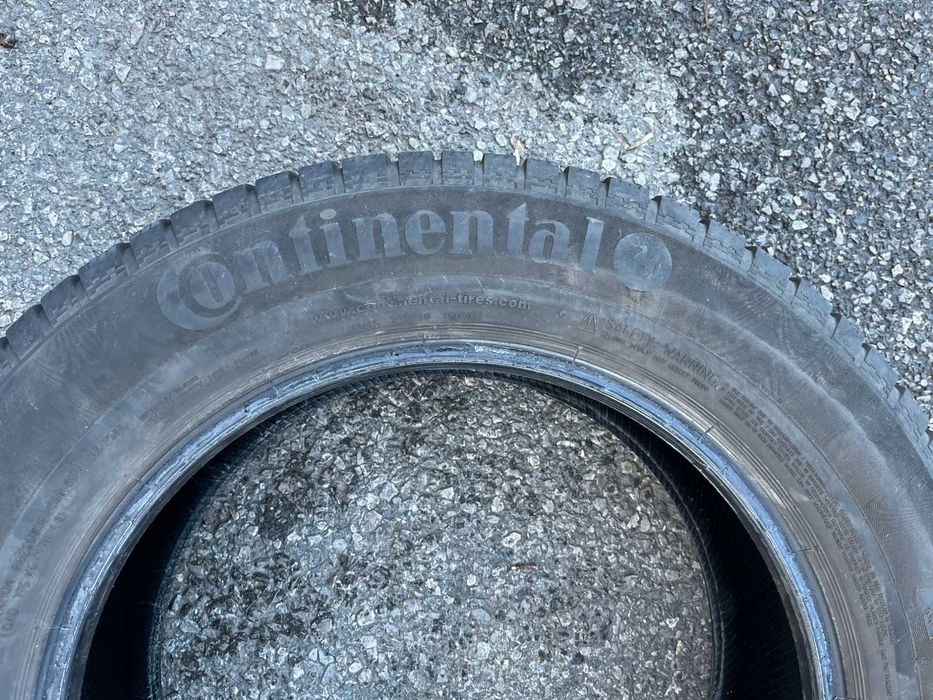 .зимни Гуми CONTINENTAL 215/60/17 с ДОТ 17/2017г