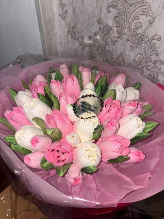 Шикарный  букет из зефира