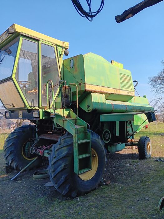Dezmembrez combina John Deere 975