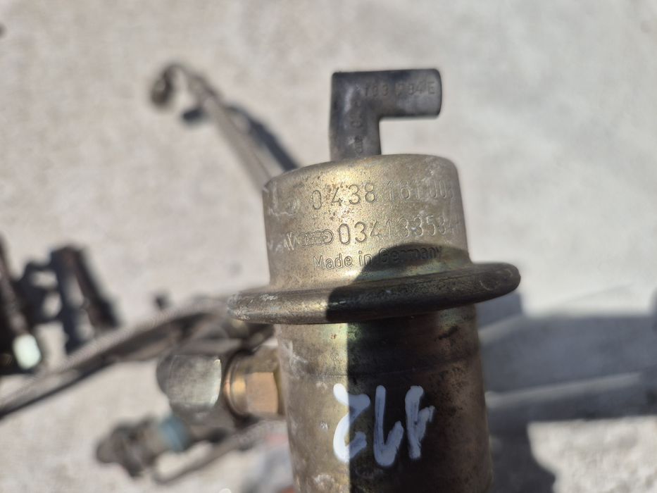 Регулатор налягане на гориво Ауди 80 Б4 Б3 90 100 клапан инжекцион